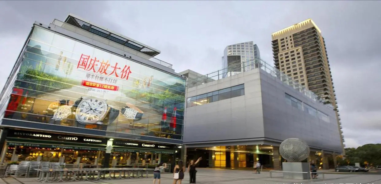 透明LED顯示屏的3大應(yīng)用領(lǐng)域