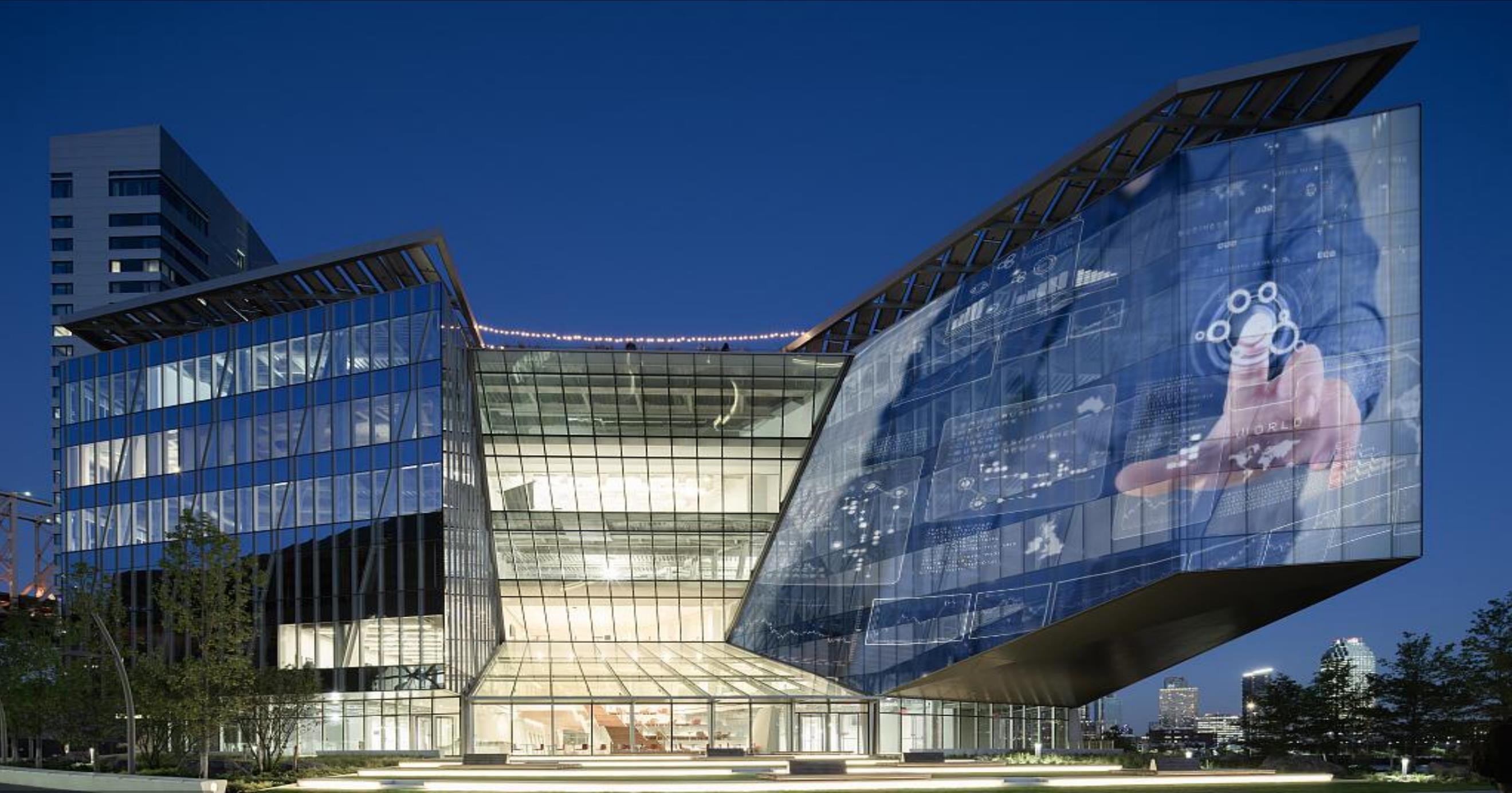 透明LED顯示屏提升城市形象，為智慧城市的建設(shè)添磚加瓦