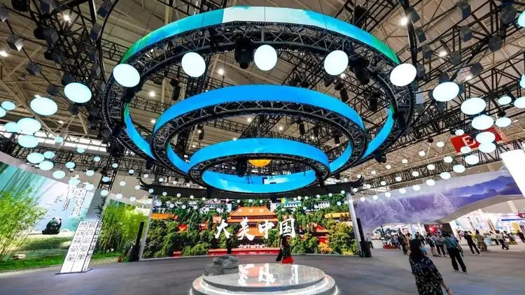 LED異形屏助力文旅市場發(fā)展