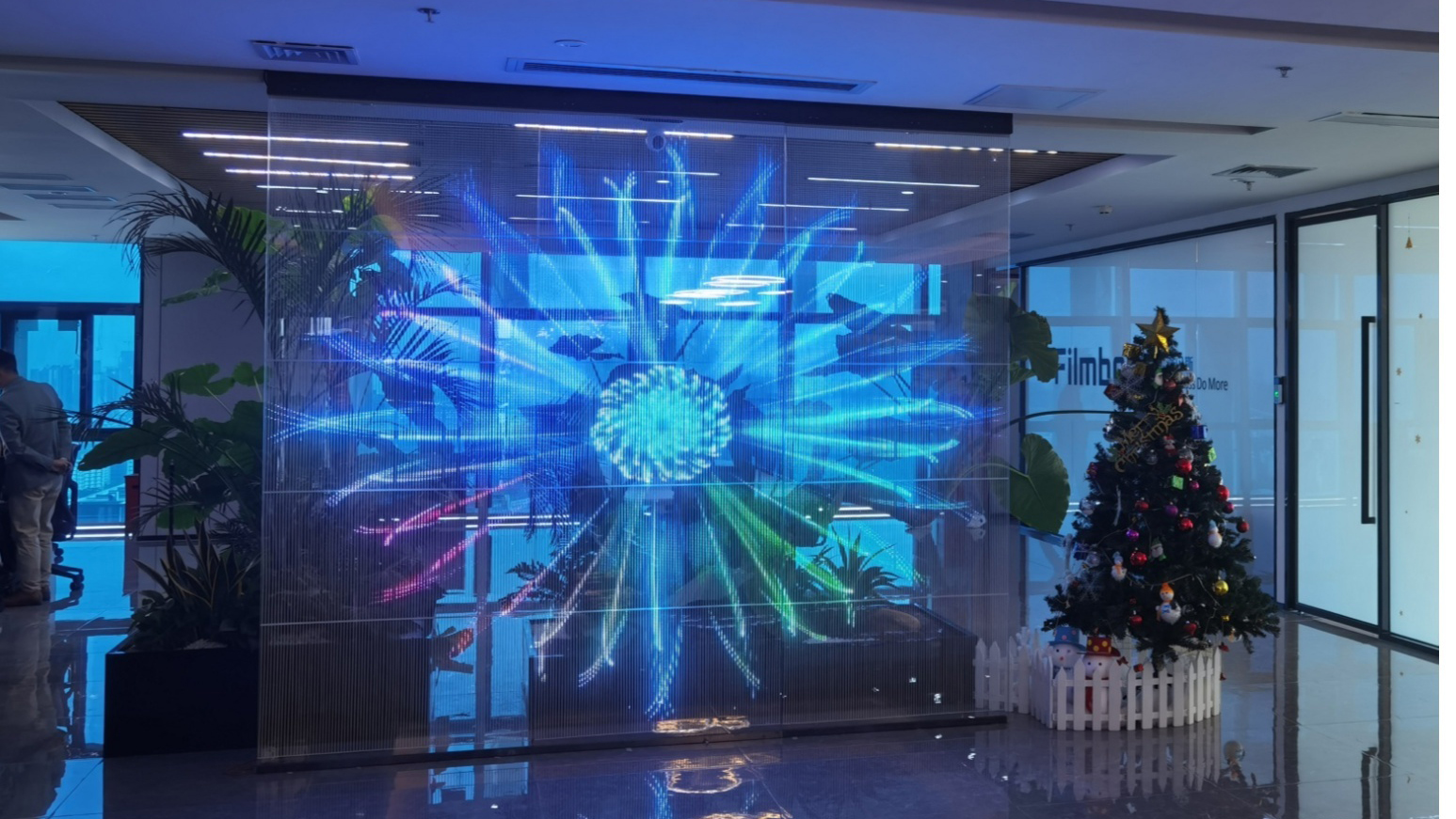 LED透明屏顯示不清晰的原因有哪些？