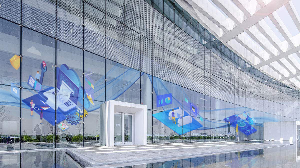 現(xiàn)代亮化新選擇，LED光電玻璃屏