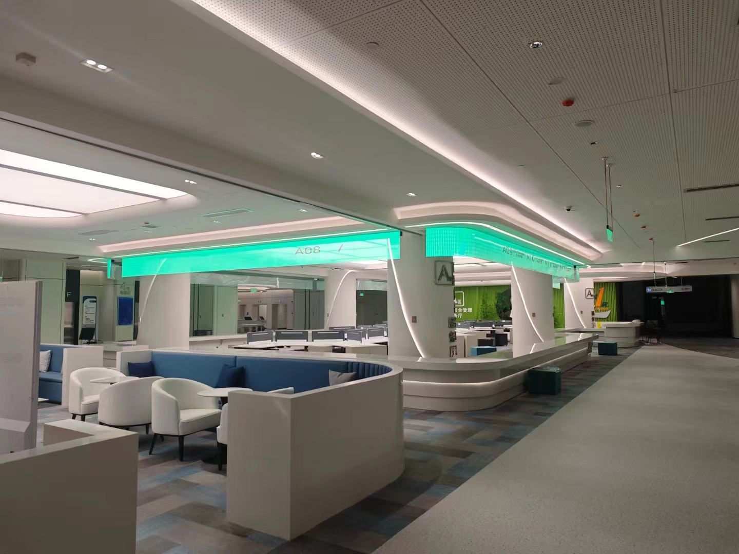 四川綿陽某行政服務大廳貼膜叫號屏