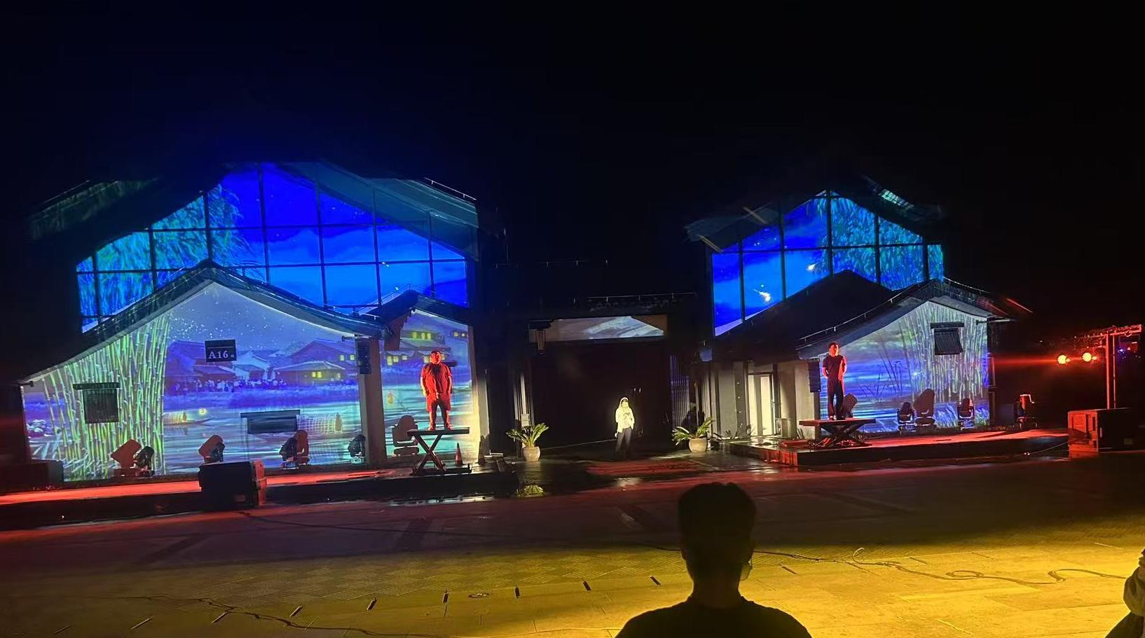 LED透明屏在文旅景觀中的作用