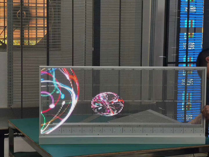 德利僼光電助力湖南省政府辦公大廳建設(shè)加裝led透明顯示屏窗口